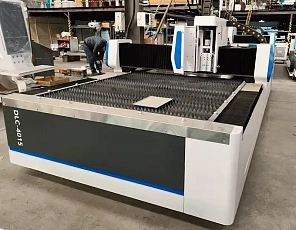 Оптоволоконный станок для лазерной резки металла X-Lase Y-6015-E1 (1500/2000/3000 Вт)