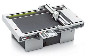 Планшетный плоттер Zund D3 C-56