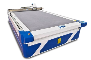 Планшетный режущий плоттер XP-1630F