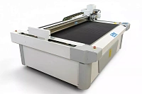 Планшетный режущий плоттер LT-1615F